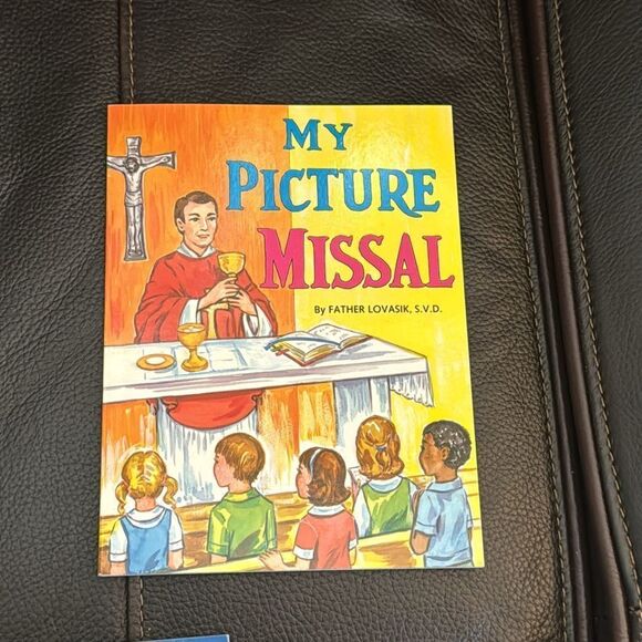 3 book bundle. 3 Religious Soft cover books. The Our Father and Hail Mary + - Picture 3 of 7